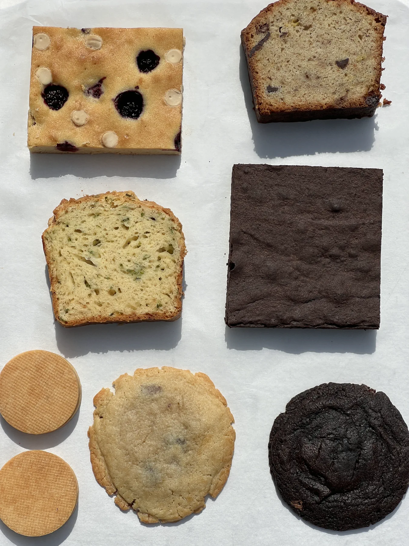 Lumi vitrin detaylarının üstten çekilmiş fotoğrafı